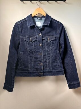The perfect Dark Blue Jean Jacket